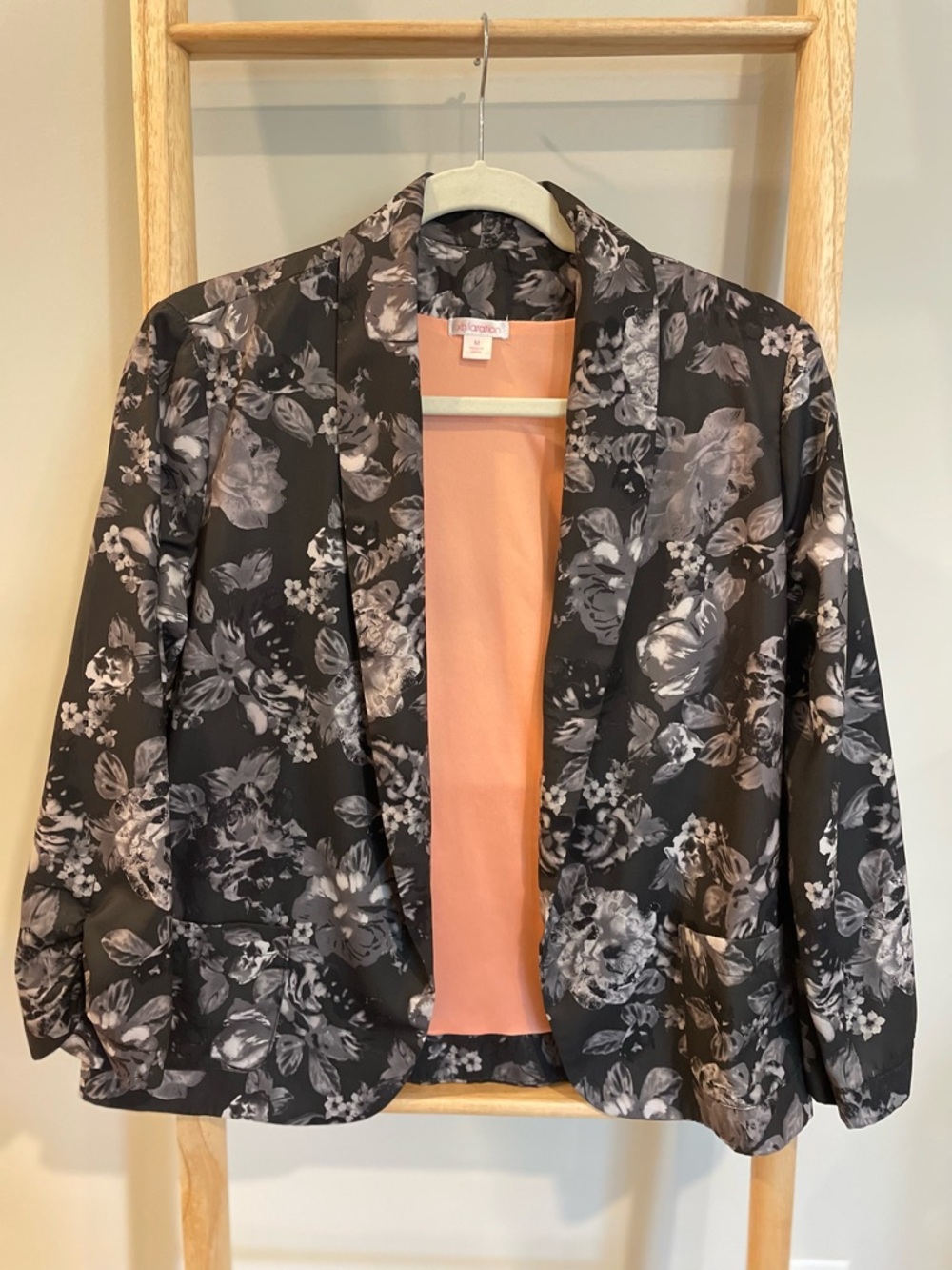 Target Xhilaration Floral Blazer (3/4 Ruched Sleeves)